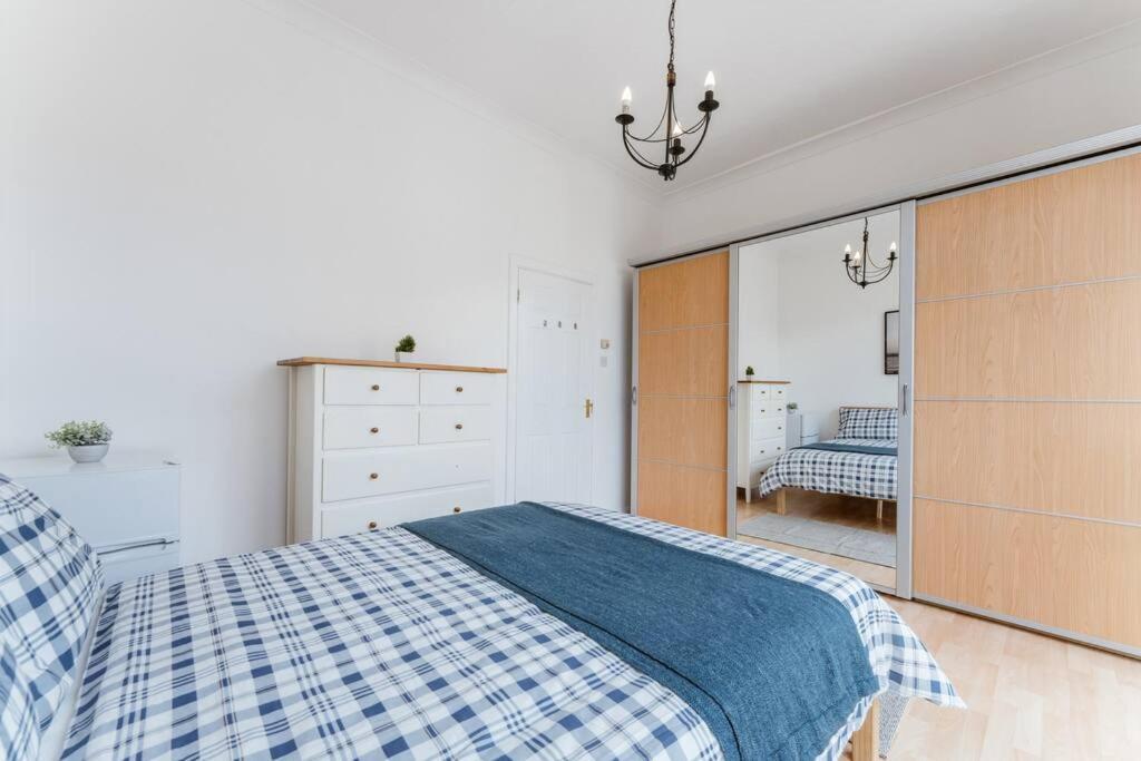 Comfortable Double Room For Your London Getaway Londres Exterior foto