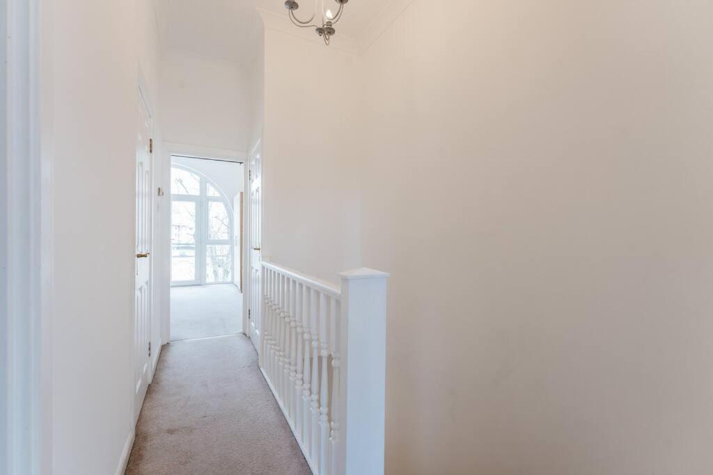 Comfortable Double Room For Your London Getaway Londres Exterior foto